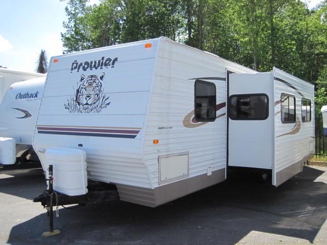 Used 2004 Fleetwood Prowler 320DBHS Travel Trailer For Sale
